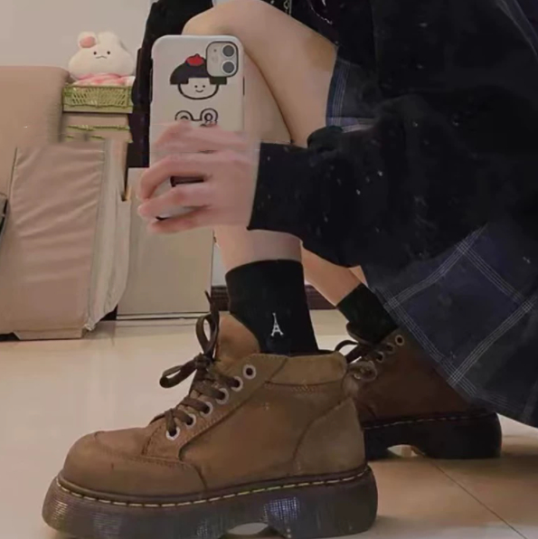 American Retro Brown Matte Leather Thick-soled Dr. Martens Boots foto 2