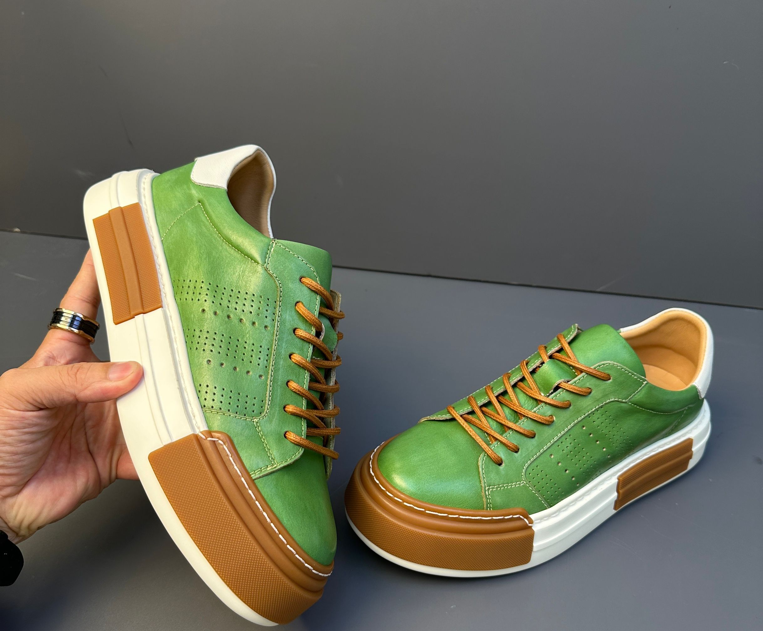 Genuine Leather Breathable Men's Shoes Casual Soft Leather Sneakers foto 4