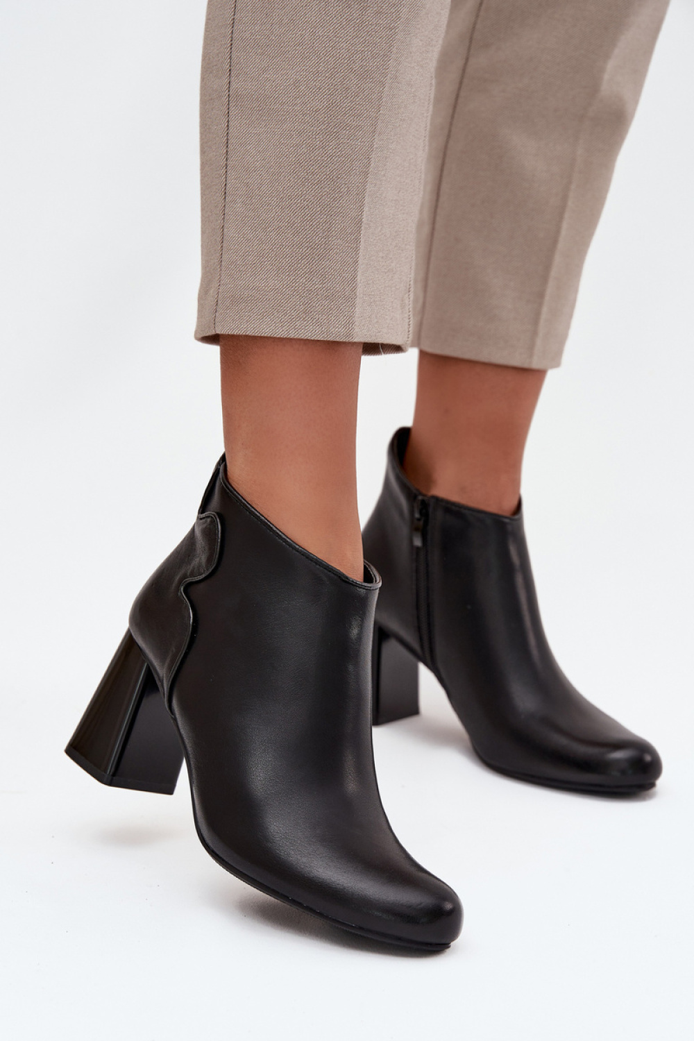 Laarsjes met hoge hak Step in style