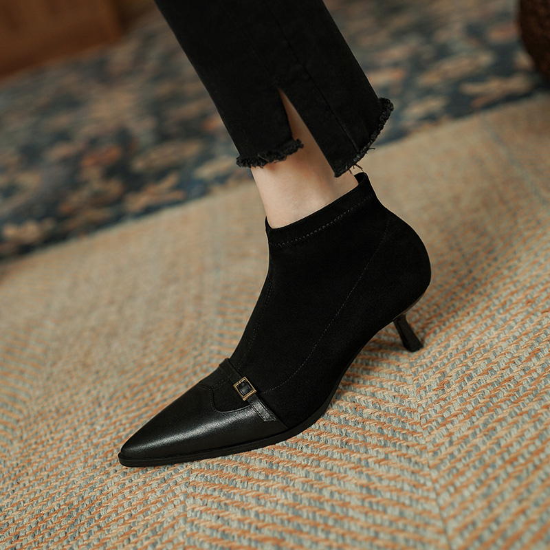 Black Womens Ankle Boots With A Thin Heel Stylish Versatile And Figure-flattering foto 5