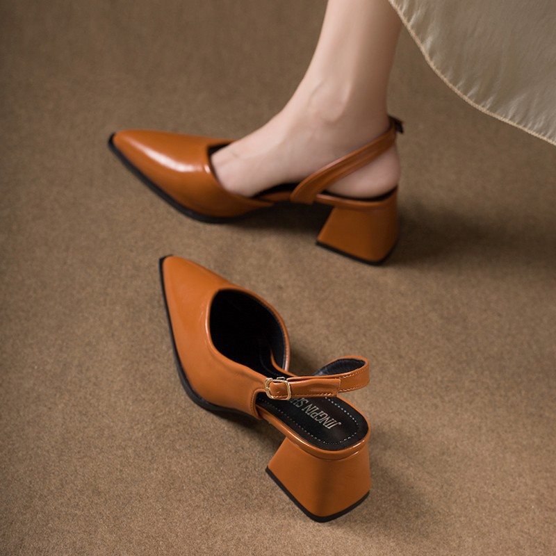 New Exquisitely Designed Closed-toe Sandals For Spring And Summer foto 3
