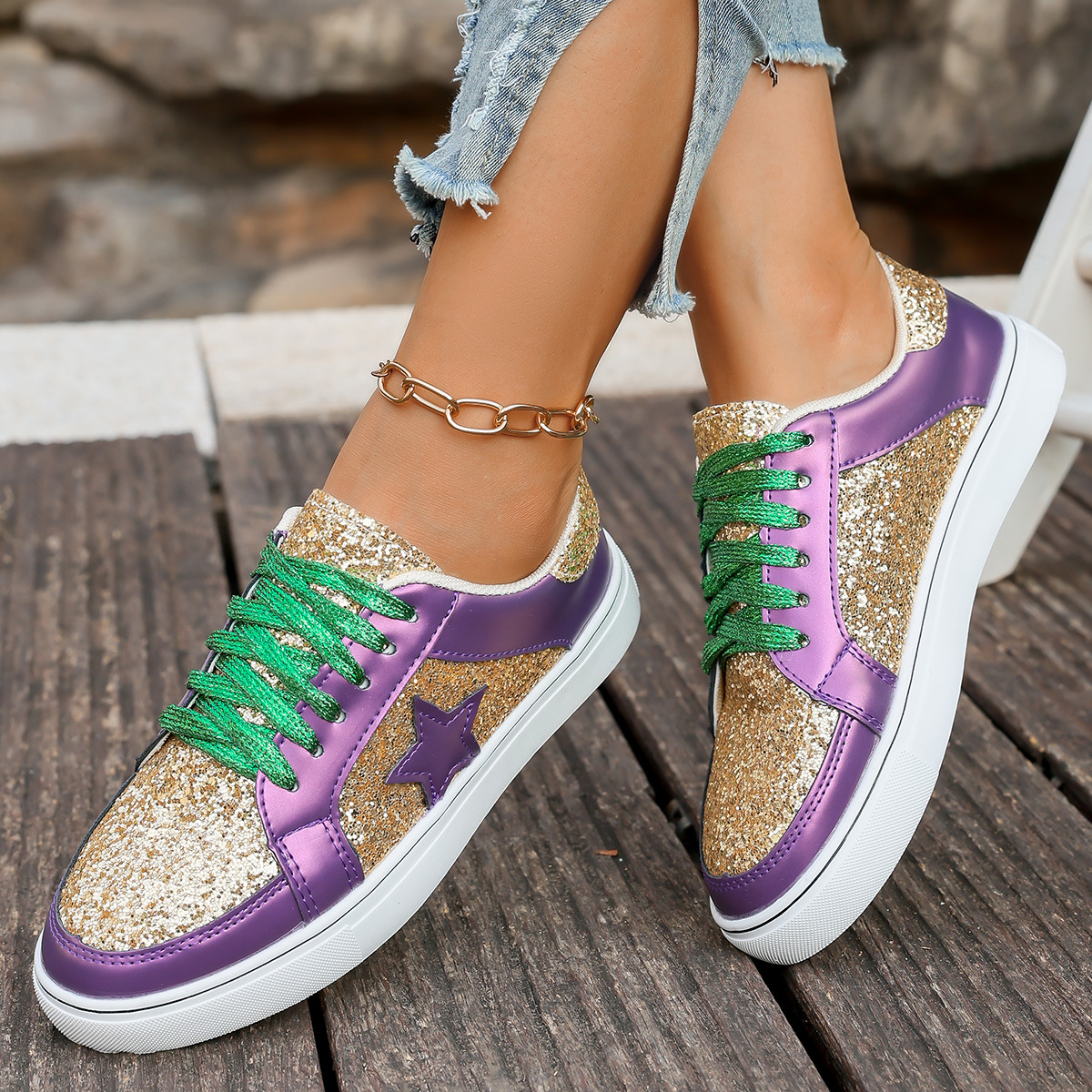 Stylish Flat Chunky-sole Low-top Shoes With Sequins And Lace-up Design foto 4