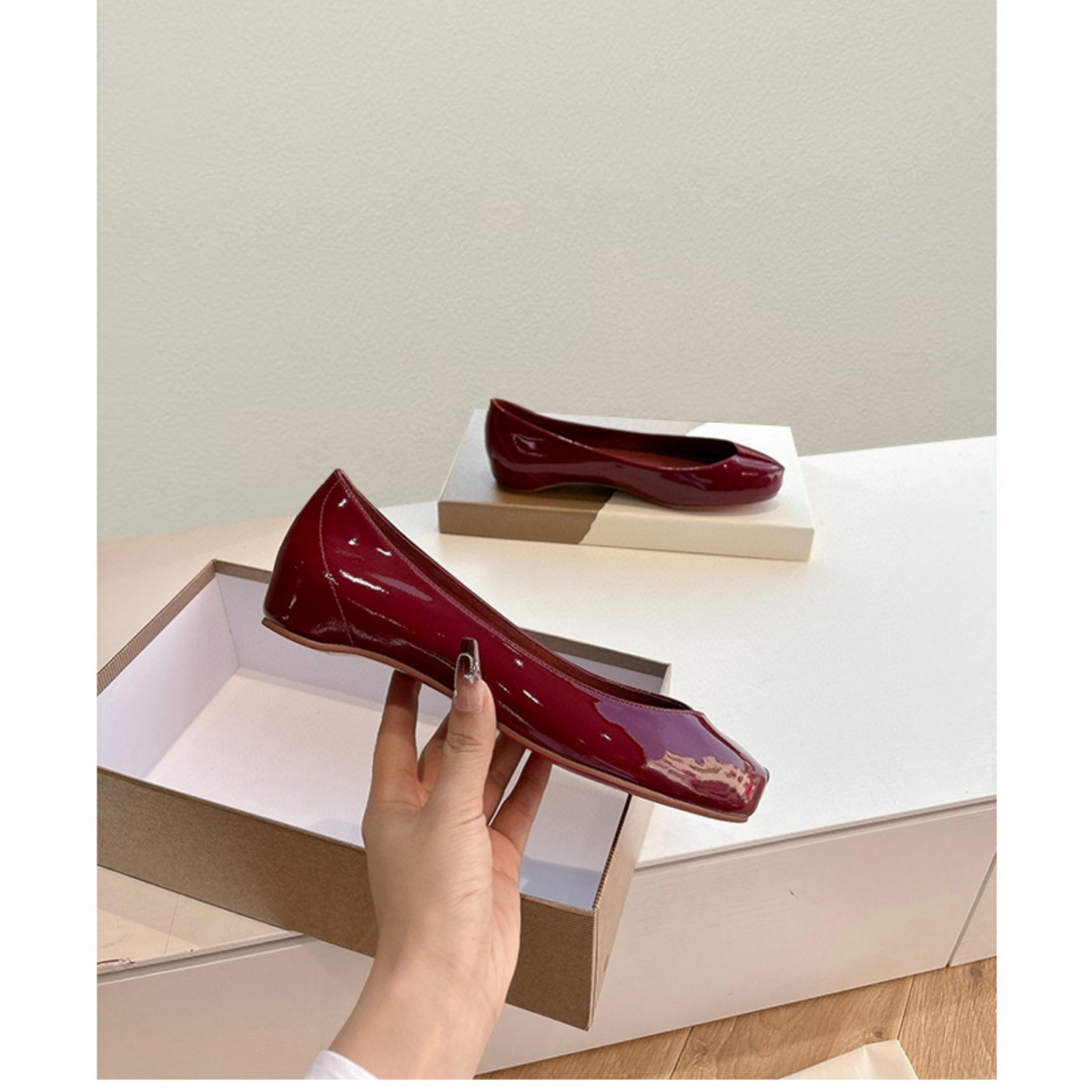 Women's Slip-on Flat Bottom Split Toe Pumps foto 3