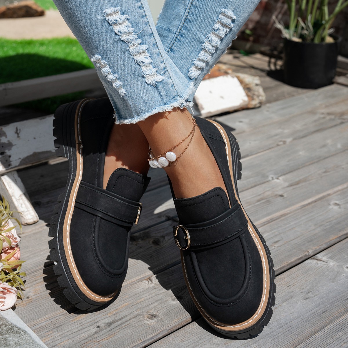 Buckle Thick Bottom Low Cut Round Head Pumps foto 4