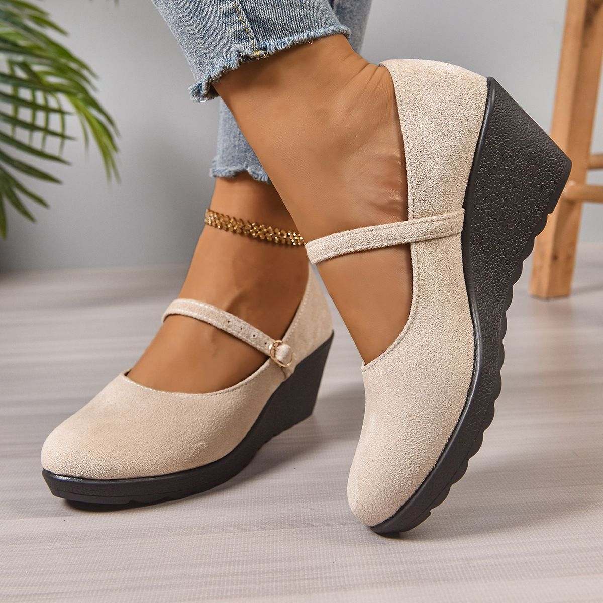 Solid-color Thick-soled Low-cut Comfortable Suede Round-toe Womens Shoes foto 3