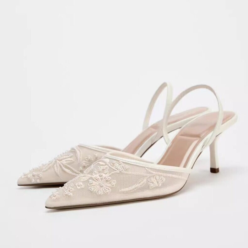 Spring New Product Women's Rear Strap Embroidered Mesh High Heels foto 2