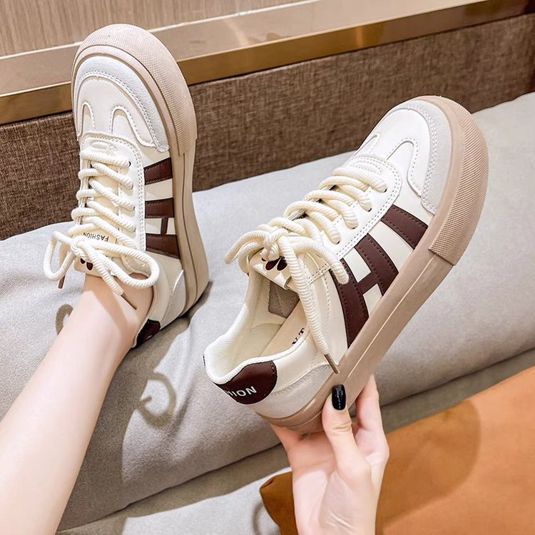 Women's Autumn Thick Bottom Retro Fashion Sports Casual Shoes foto 2