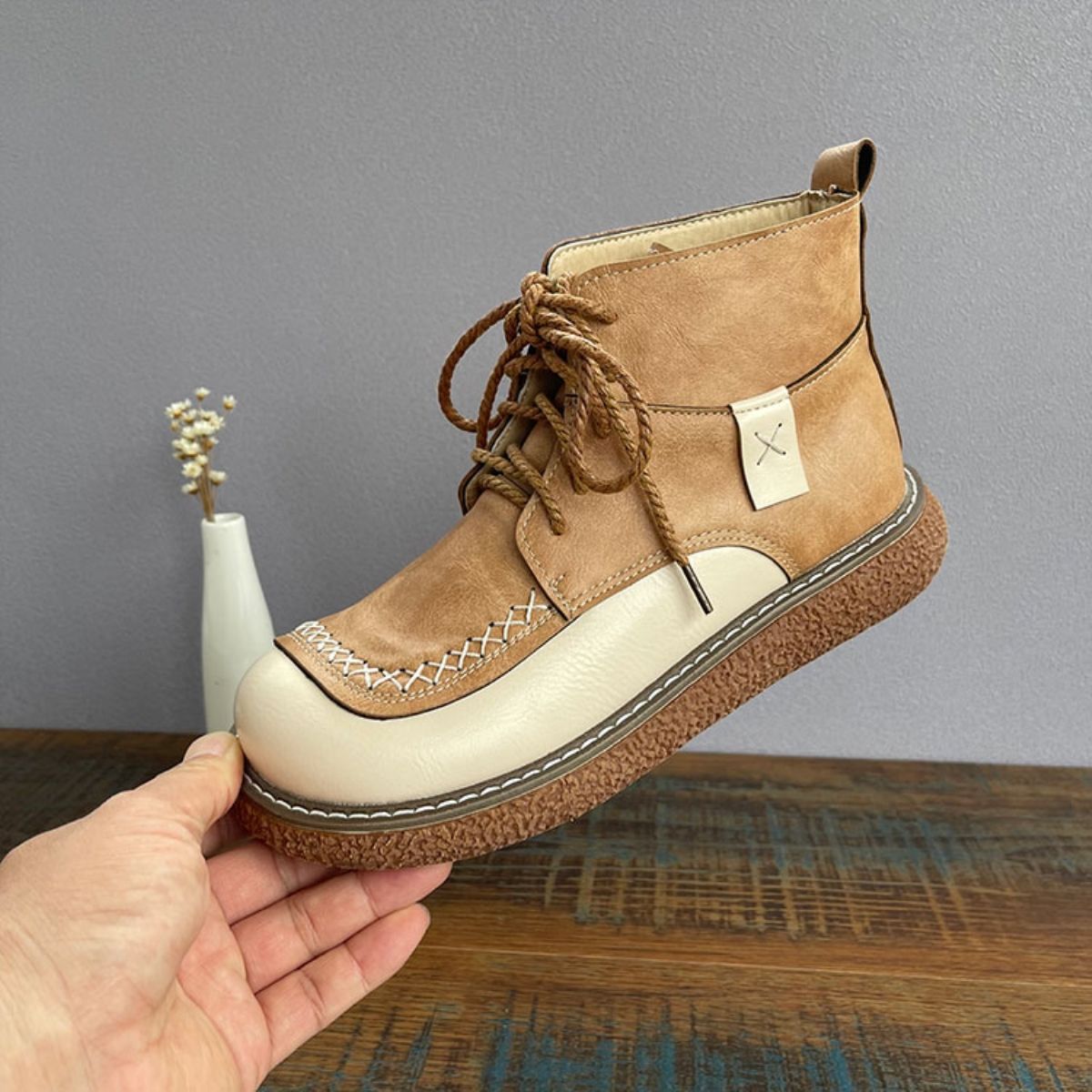 New Women's Chunky-sole Dr Martens Boots foto 2