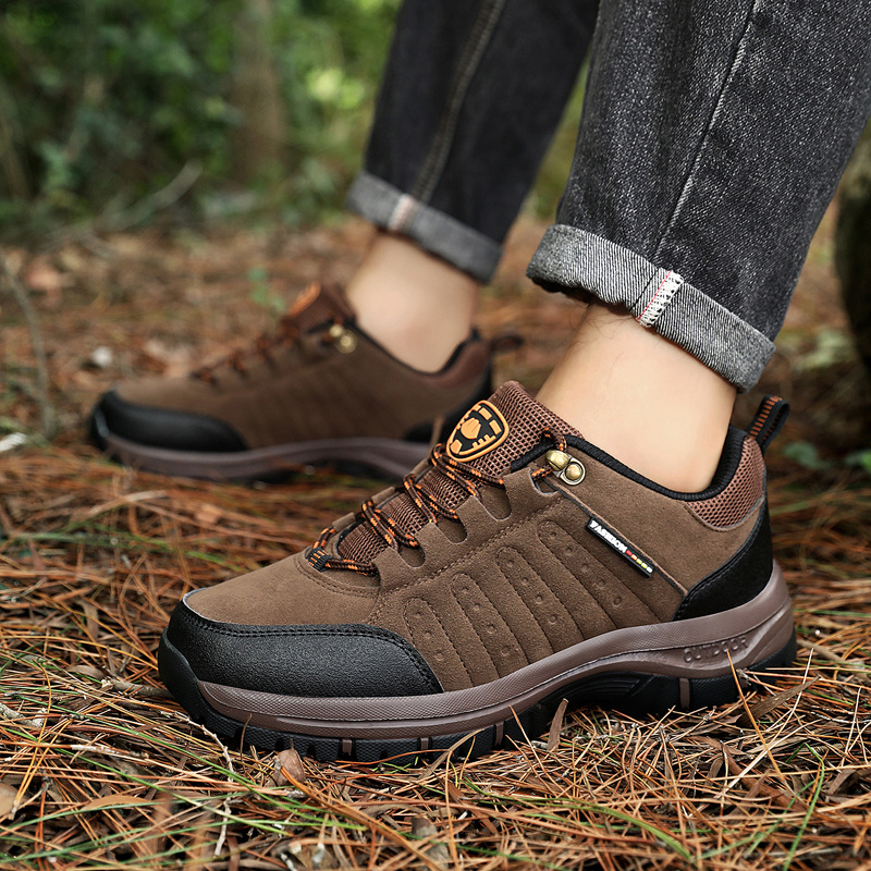 Mens And Womens Autumnwinter Leather Hiking Shoes Lightweight Outdoor Sports foto 3