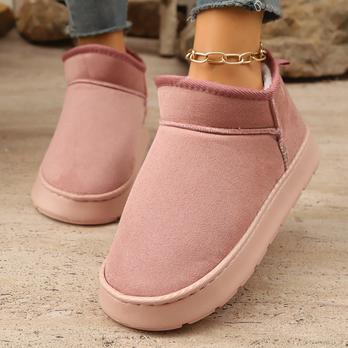 Short Boots With Thick Soles Non-slip Design And Plush Liningperfect For Outdoor Snowy Conditions foto 3