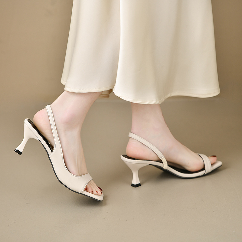 Summer New French Style Square Toe Large Size Sandals Stiletto Sandals foto 3
