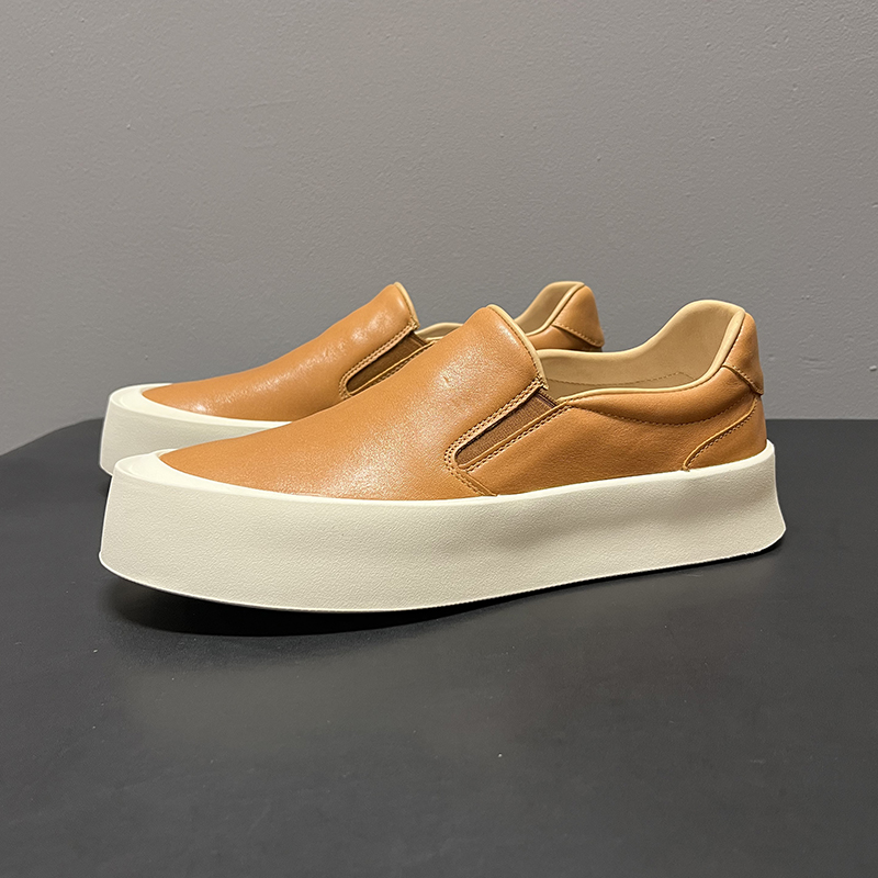 Soft Leather White Soft Bottom Casual Shoes foto 4