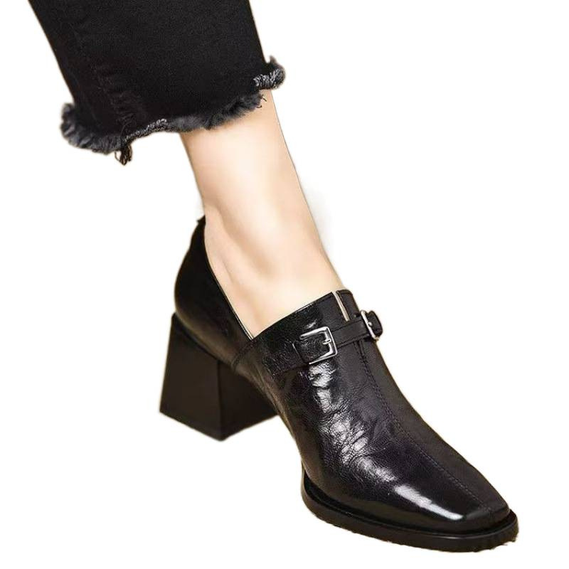 Womens Leather Belt-buckle Shoes With A Square foto 5