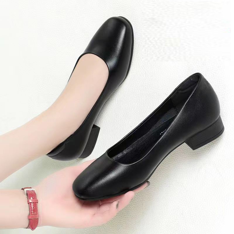 Black Womens Work Shoes With A Square Toe Chunky Heel And Soft Comfortable Sole foto 3