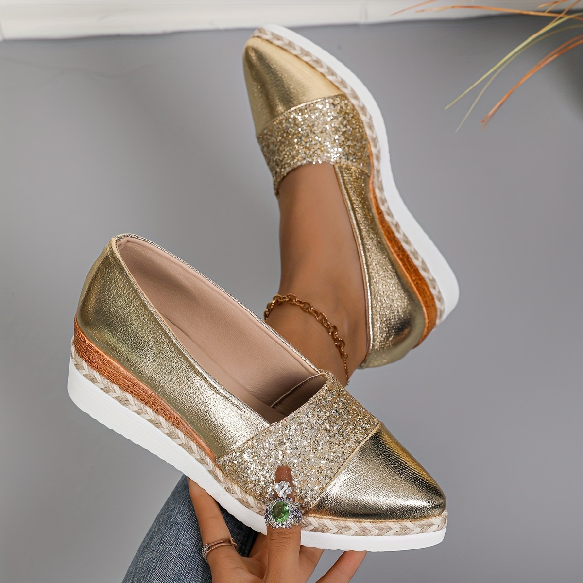 Pointed-toe Sequined Wedge Espadrille-soled Platform Slip-on Shoes foto 5