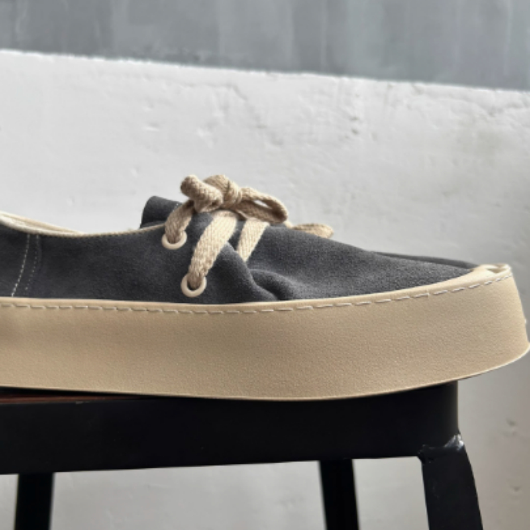 Japanese-style Retro Breathable Sneakers Men's Thick-soled Design Suede foto 5