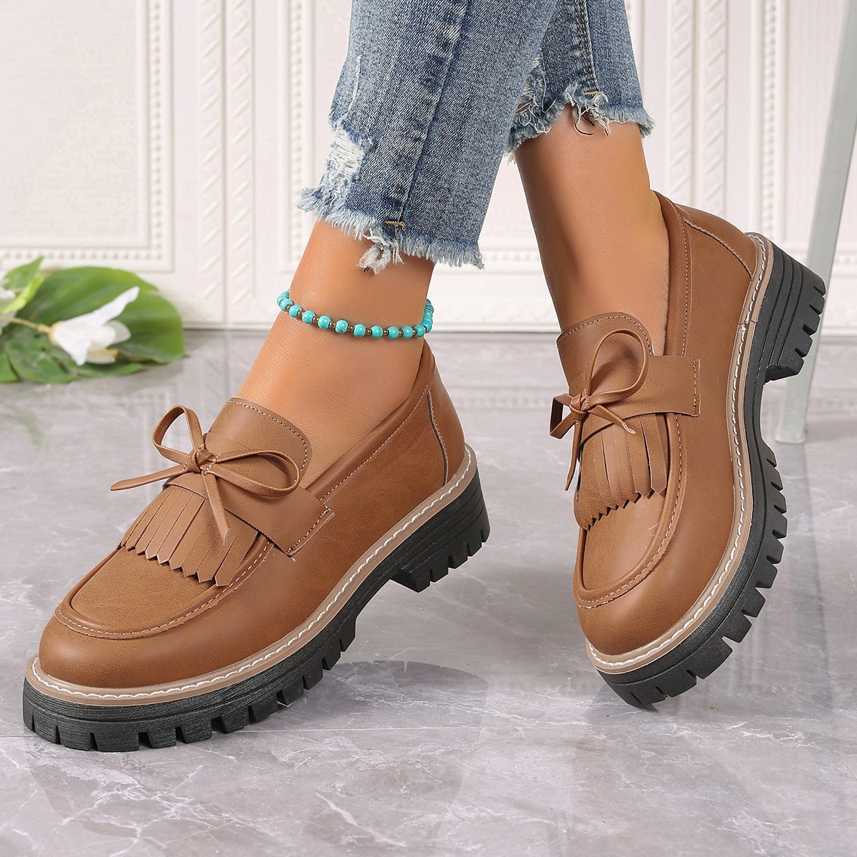 Plus Size Loafers Women Tassel Thick Heel Bowknot