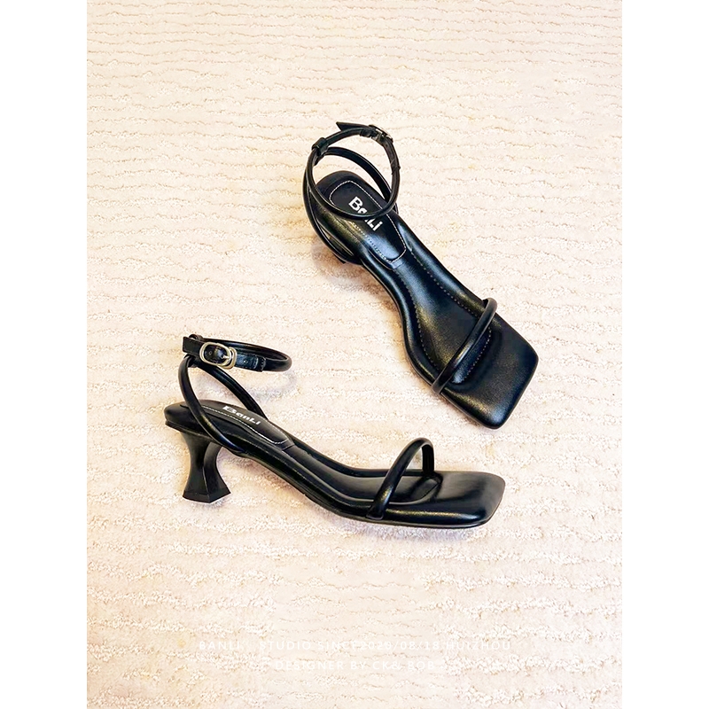 One-strap High Heels Square Toe Black Niche High-end Shit-stepping Sandals foto 2